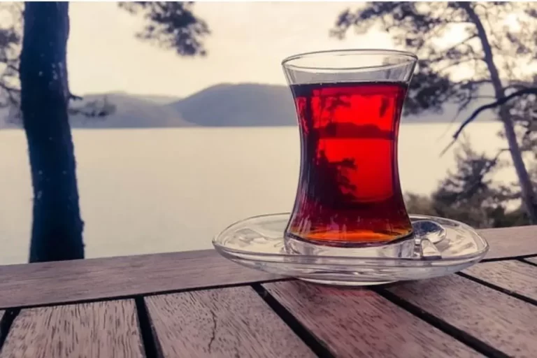 Benefits of red Tea